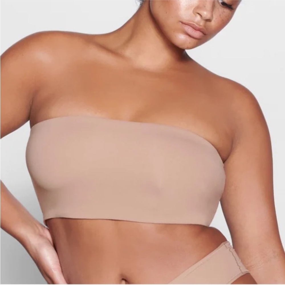 Skims 
FITS EVERYBODY BANDEAU 
Sienna 
Size S
NWOT